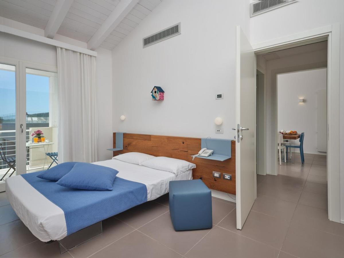 Felix Hotels - Hotel Residence Porto San Paolo Buitenkant foto