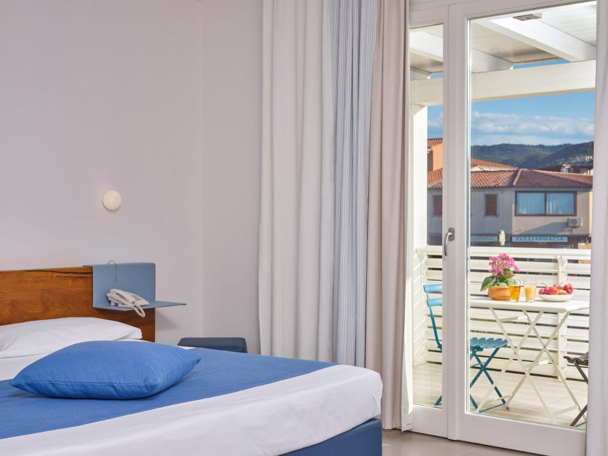 Felix Hotels - Hotel Residence Porto San Paolo Buitenkant foto