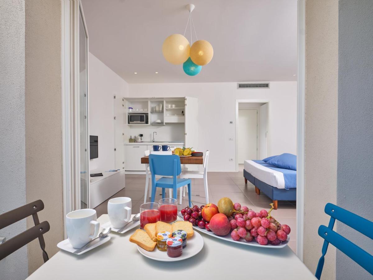 Felix Hotels - Hotel Residence Porto San Paolo Buitenkant foto
