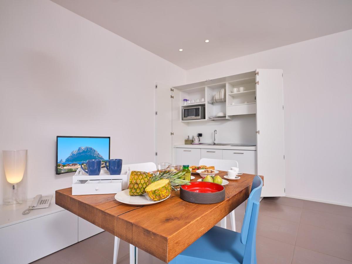 Felix Hotels - Hotel Residence Porto San Paolo Buitenkant foto