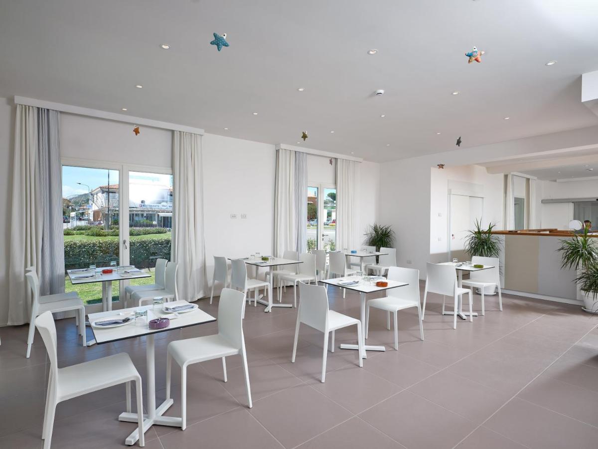 Felix Hotels - Hotel Residence Porto San Paolo Buitenkant foto