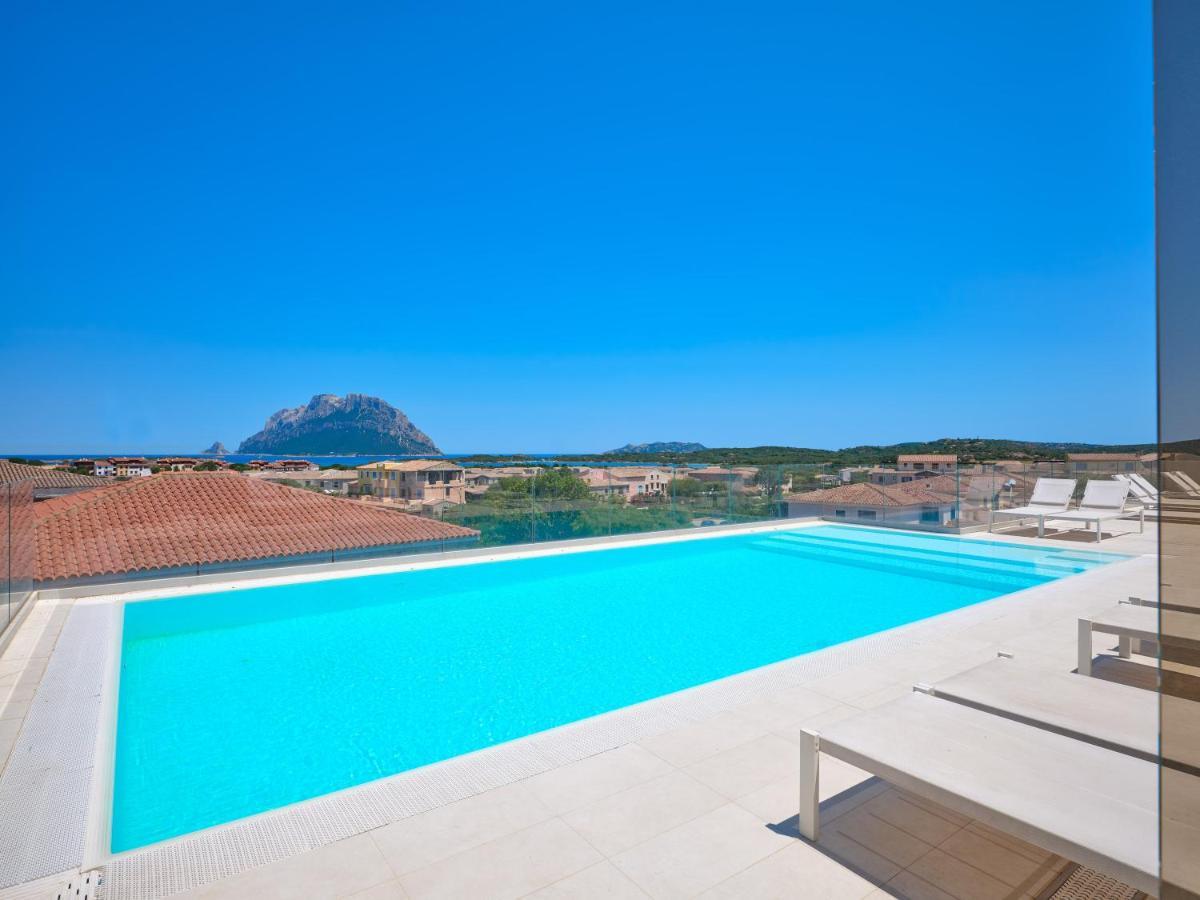 Felix Hotels - Hotel Residence Porto San Paolo Buitenkant foto