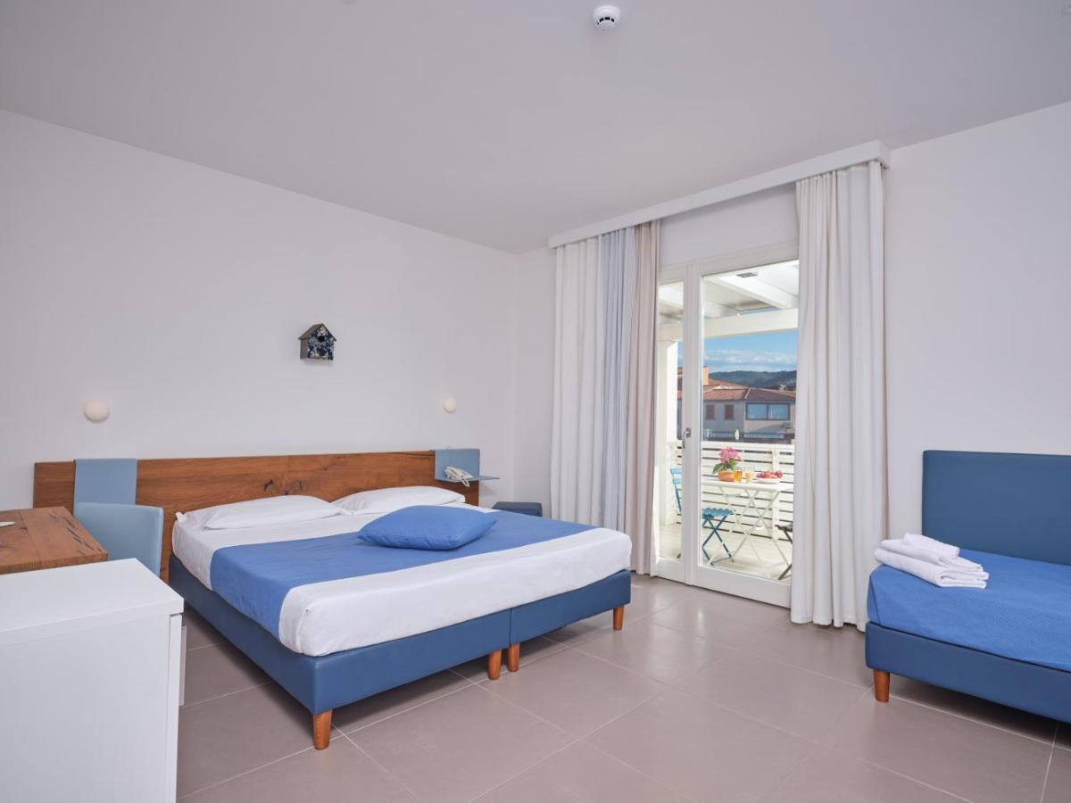 Felix Hotels - Hotel Residence Porto San Paolo Buitenkant foto