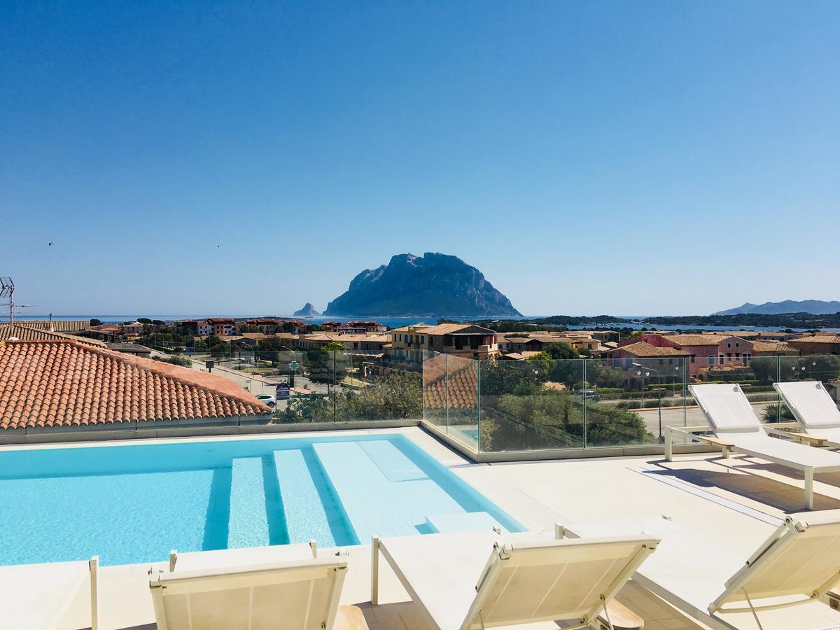 Felix Hotels - Hotel Residence Porto San Paolo Buitenkant foto